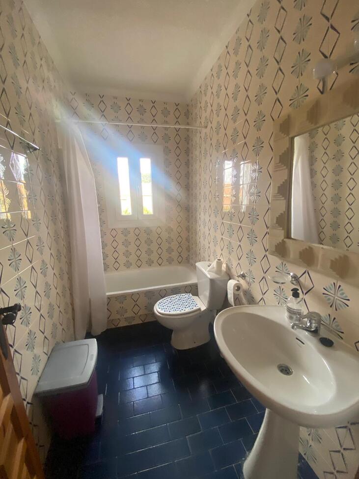 5 Bed, 2 Bath, HouseFor Sale, Los Balcones, Alicante