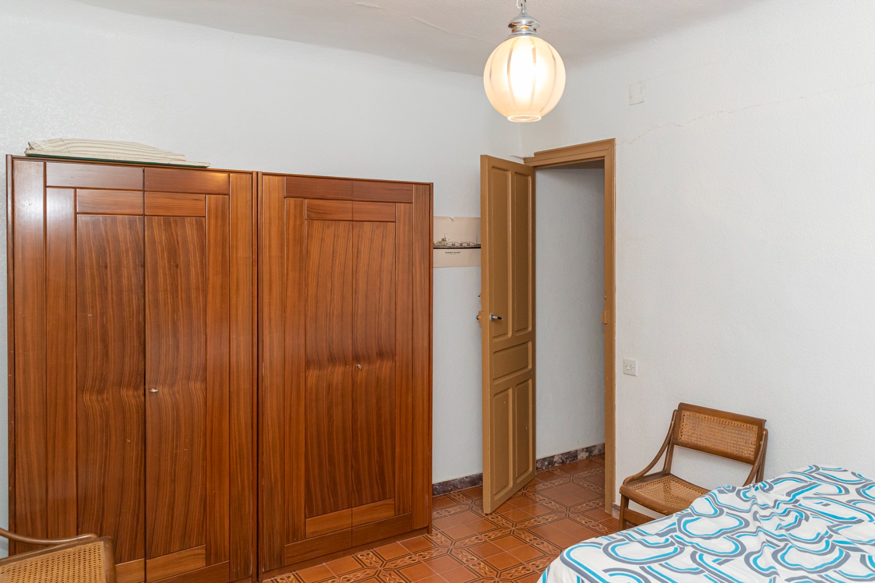 7 Bed, 2 Bath, HouseFor Sale, Yecla, Murcia