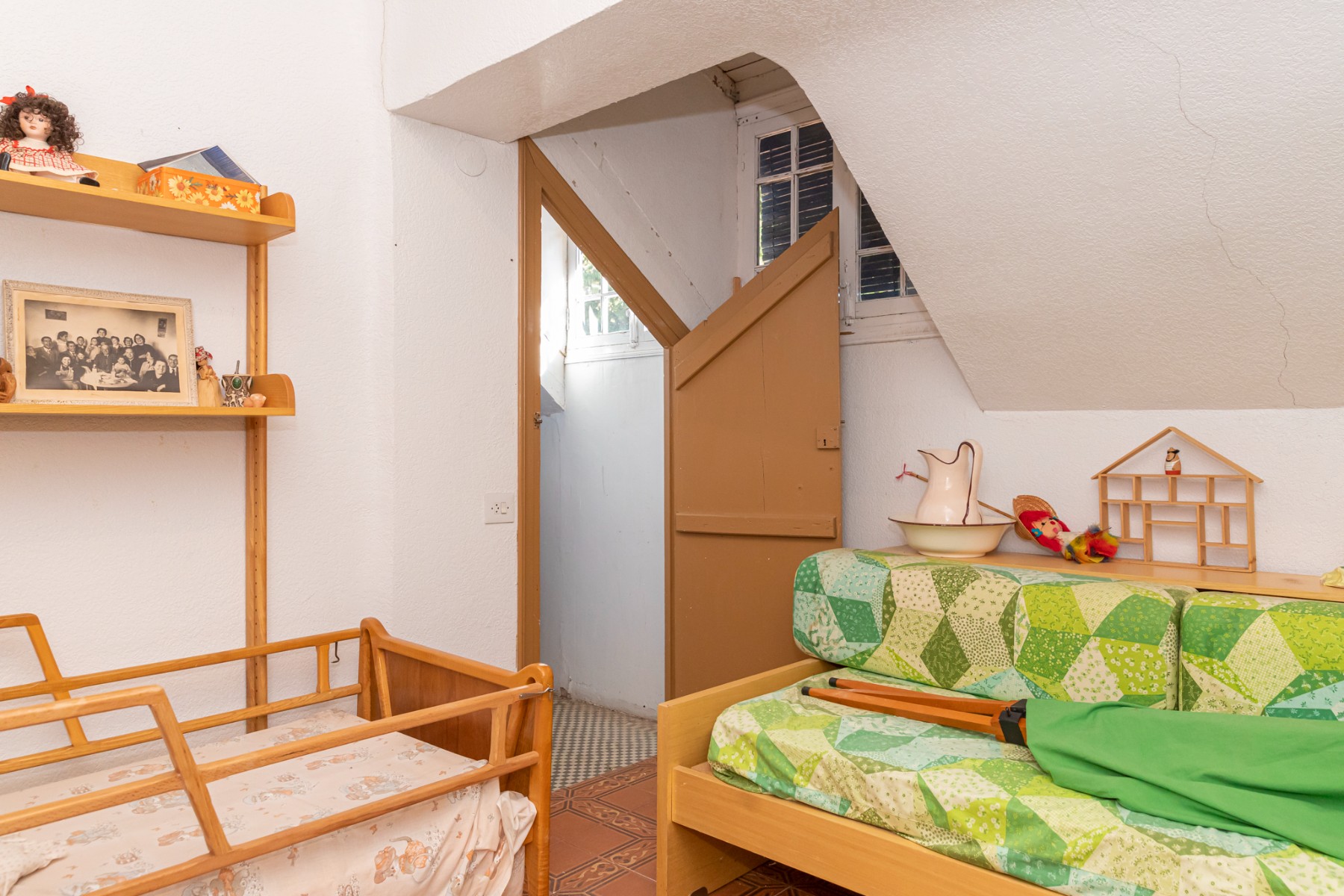 7 Bed, 2 Bath, HouseFor Sale, Yecla, Murcia