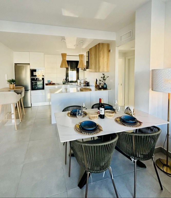 2 Bed, 2 Bath, ApartmentFor Sale, Las Filipinas, Alicante