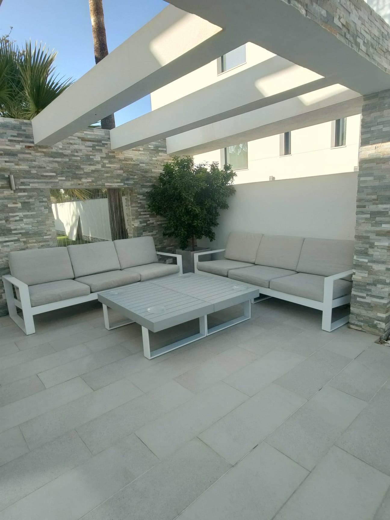 4 Bed, 3 Bath, HouseFor Sale, Orihuela Costa, Alicante