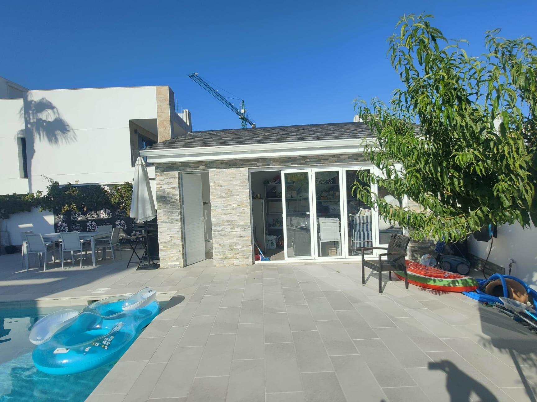 4 Bed, 3 Bath, HouseFor Sale, Orihuela Costa, Alicante