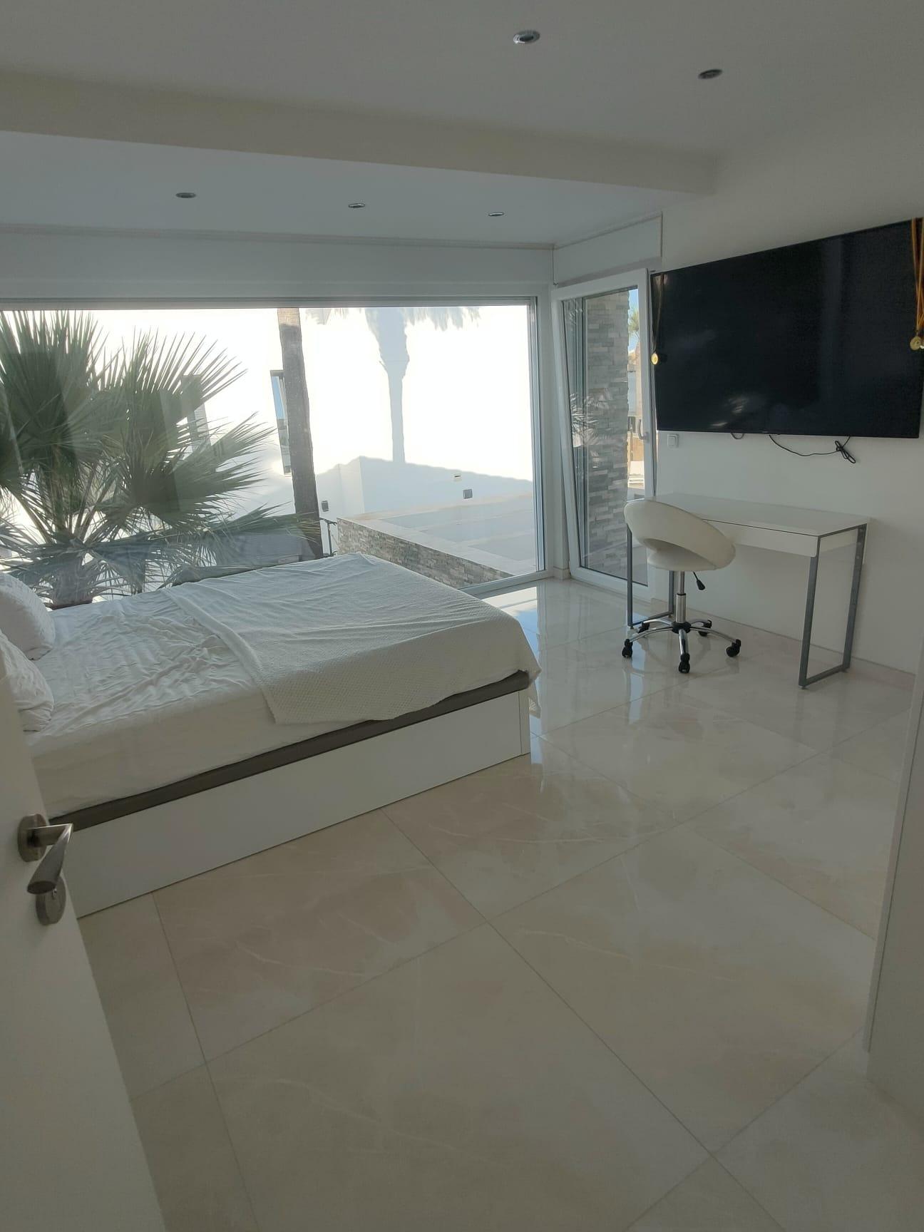 4 Bed, 3 Bath, HouseFor Sale, Orihuela Costa, Alicante