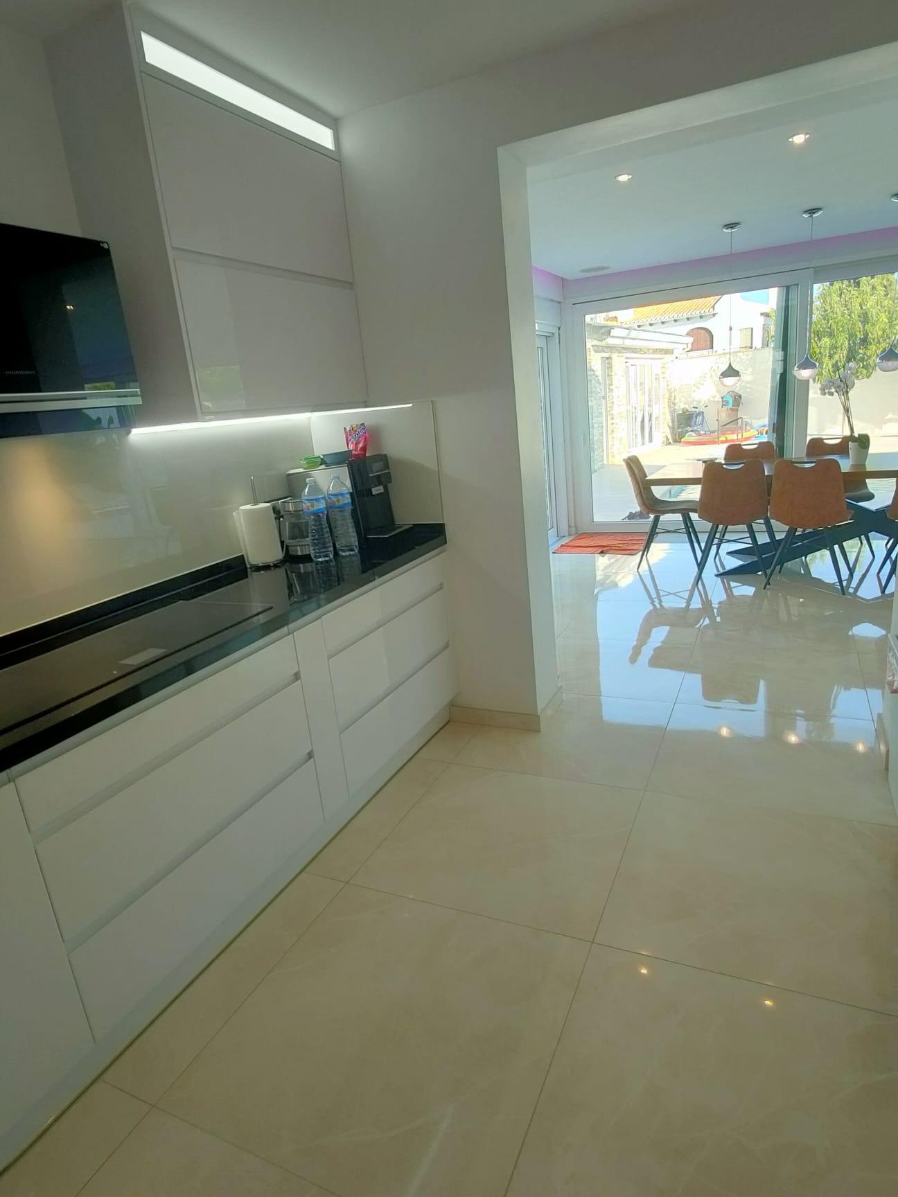 4 Bed, 3 Bath, HouseFor Sale, Orihuela Costa, Alicante