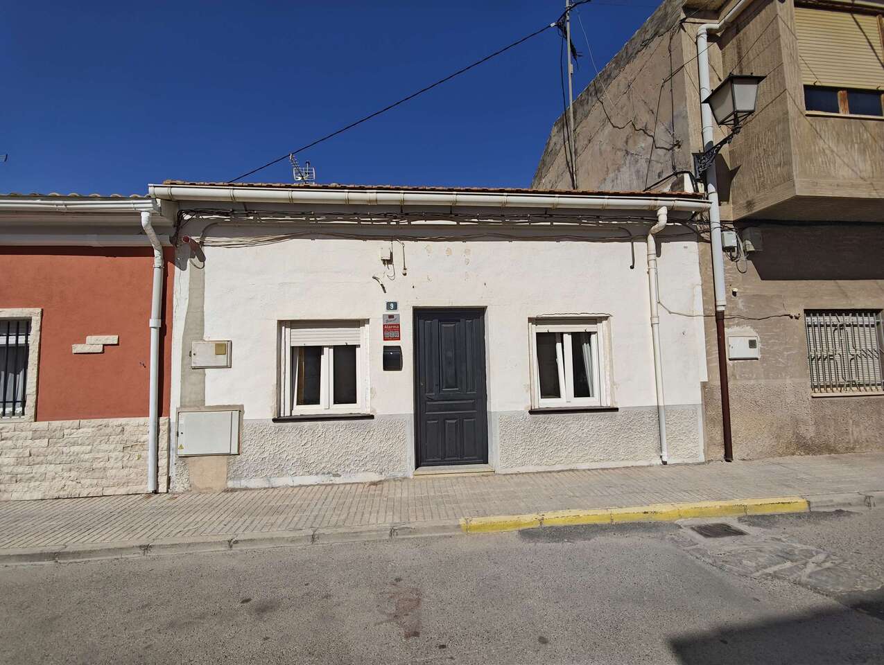 5 Bed, 2 Bath, HouseFor Sale, Pinoso, Alicante