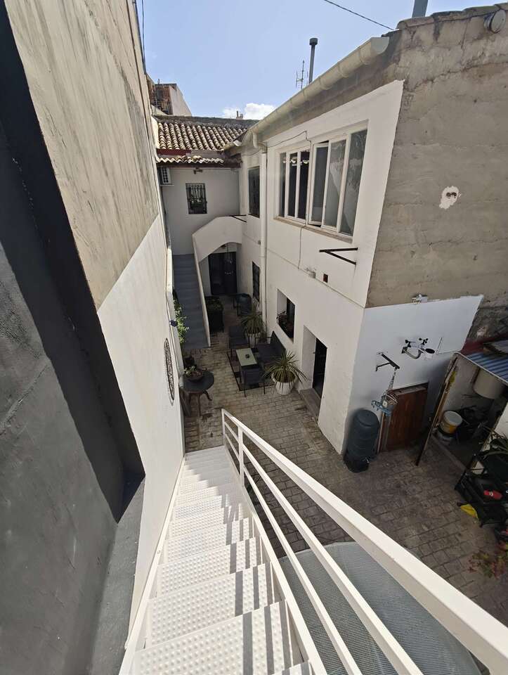 5 Bed, 2 Bath, HouseFor Sale, Pinoso, Alicante