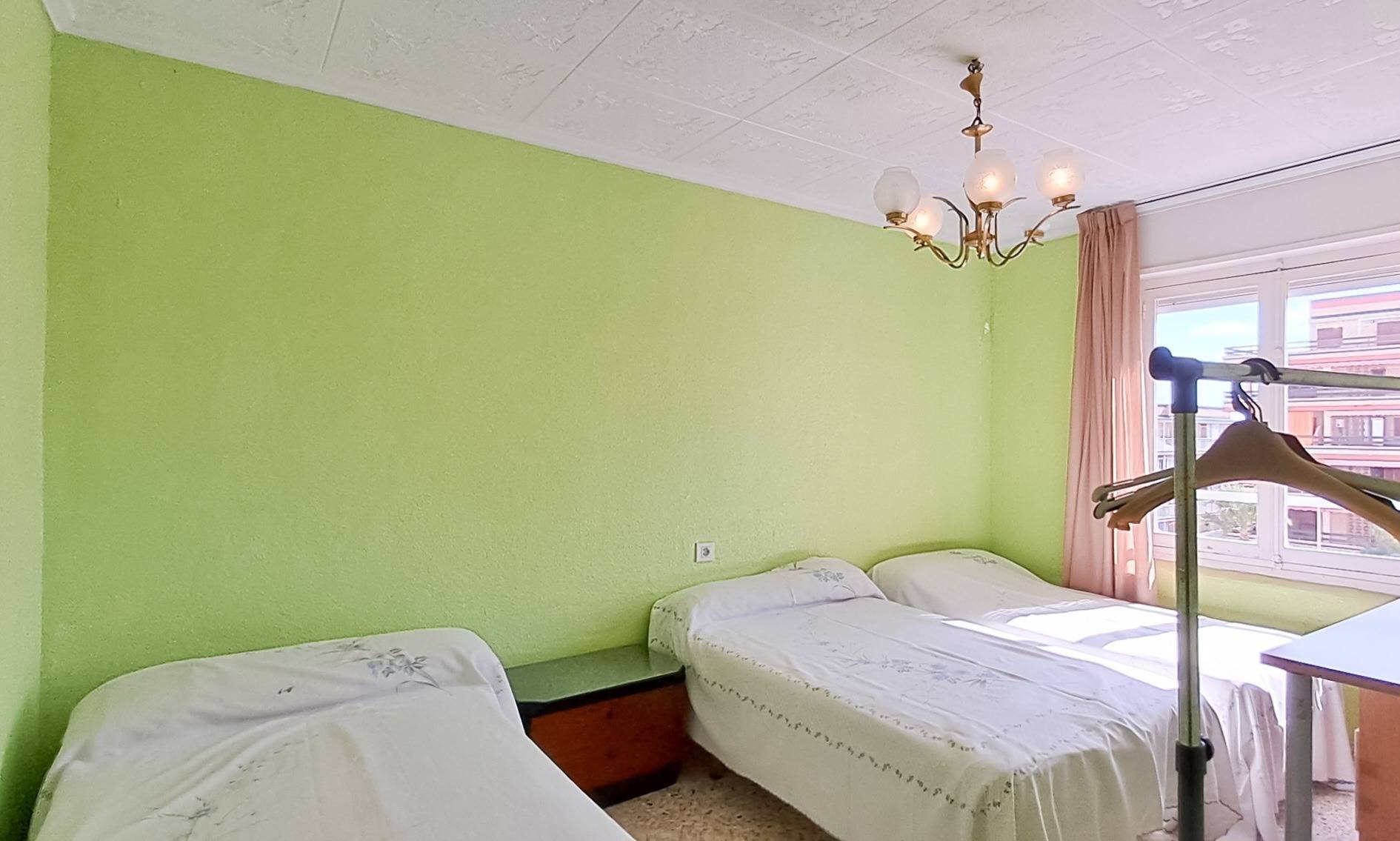 3 Bed, 2 Bath, ApartmentFor Sale, Torrevieja, Alicante