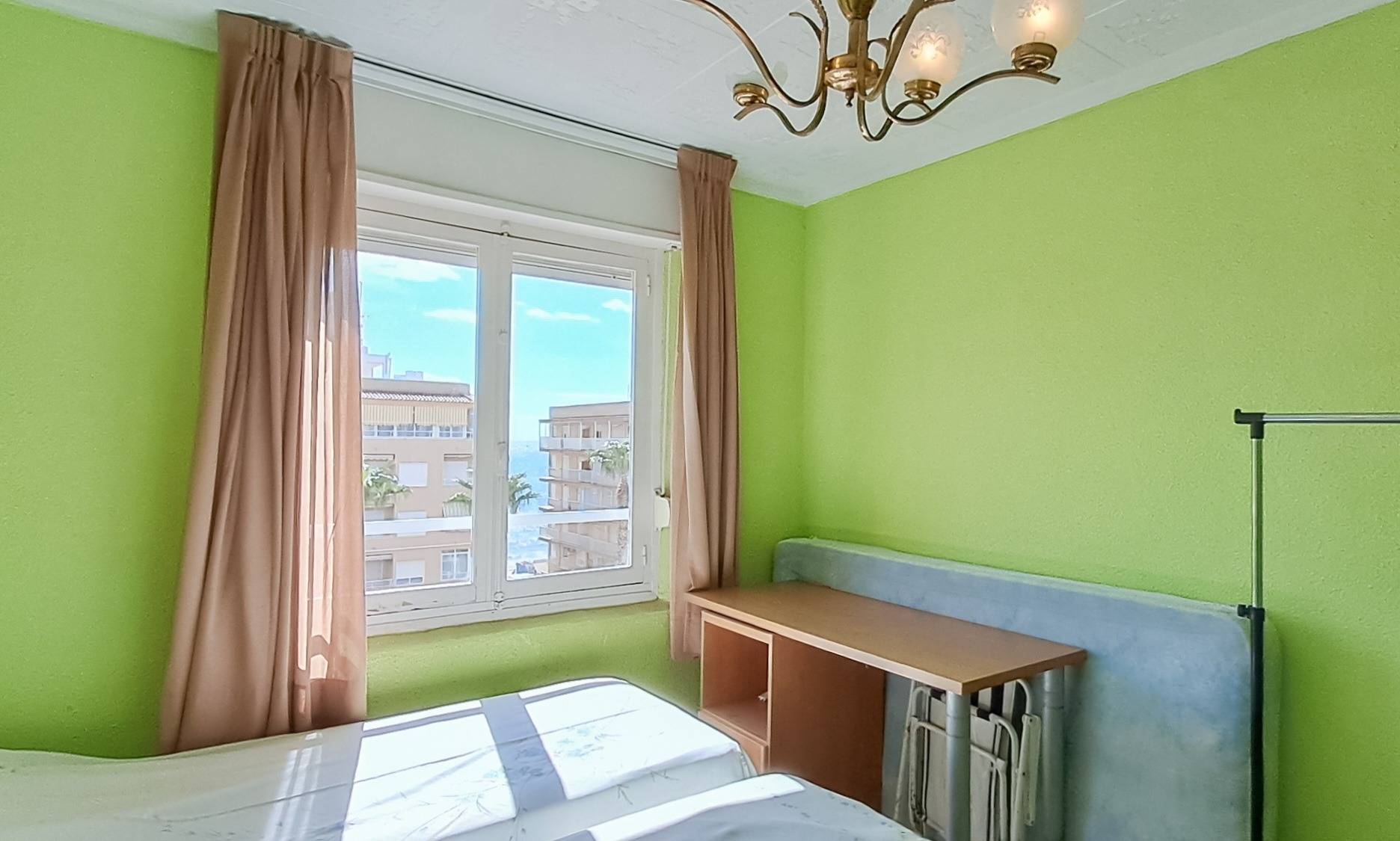 3 Bed, 2 Bath, ApartmentFor Sale, Torrevieja, Alicante