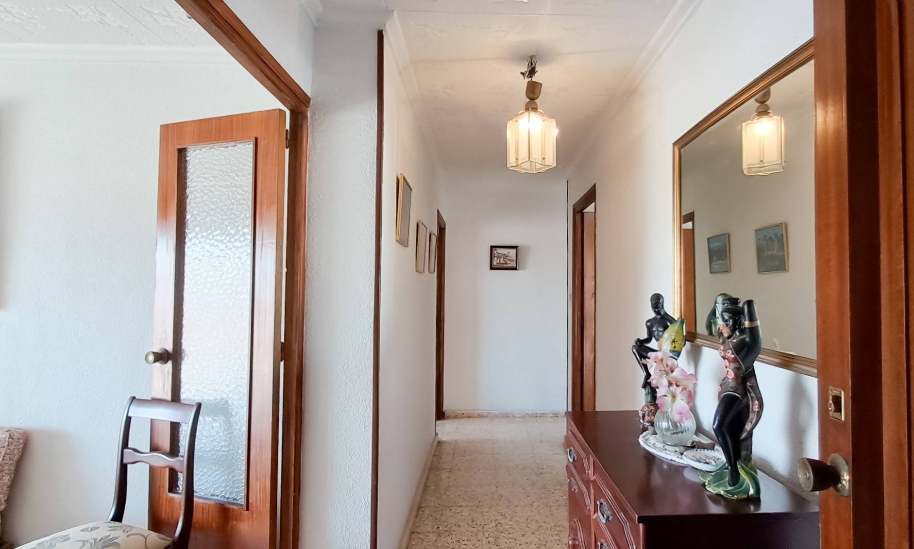 3 Bed, 2 Bath, ApartmentFor Sale, Torrevieja, Alicante