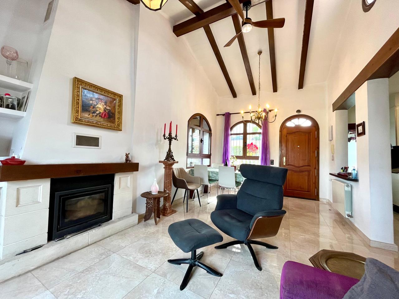 4 Bed, 2 Bath, HouseFor Sale, Villamartin, Alicante