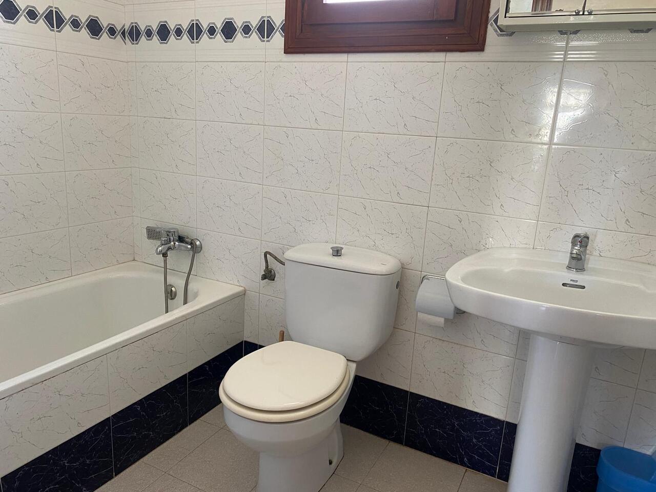 1 Bed, 1 Bath, ApartmentFor Sale, Villamartin, Alicante