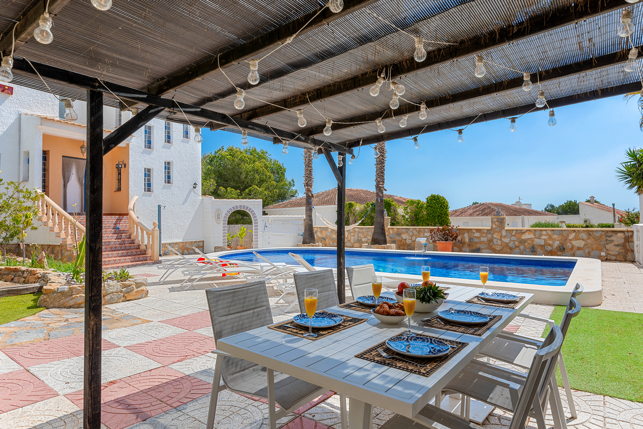 4 Bed, 3 Bath, HouseFor Sale, Pinar de Campoverde, Alicante