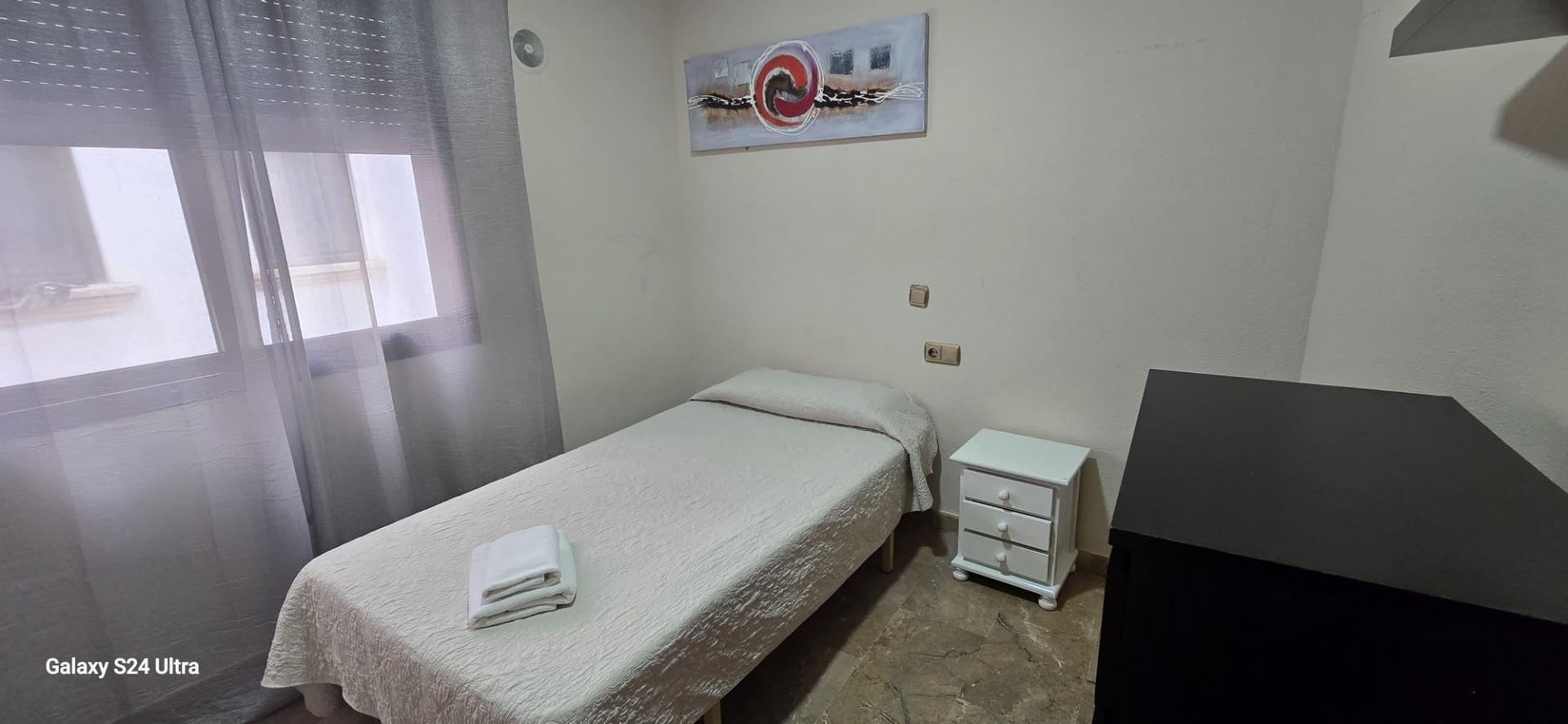 3 Bed, 2 Bath, ApartmentFor Sale, Torrevieja, Alicante