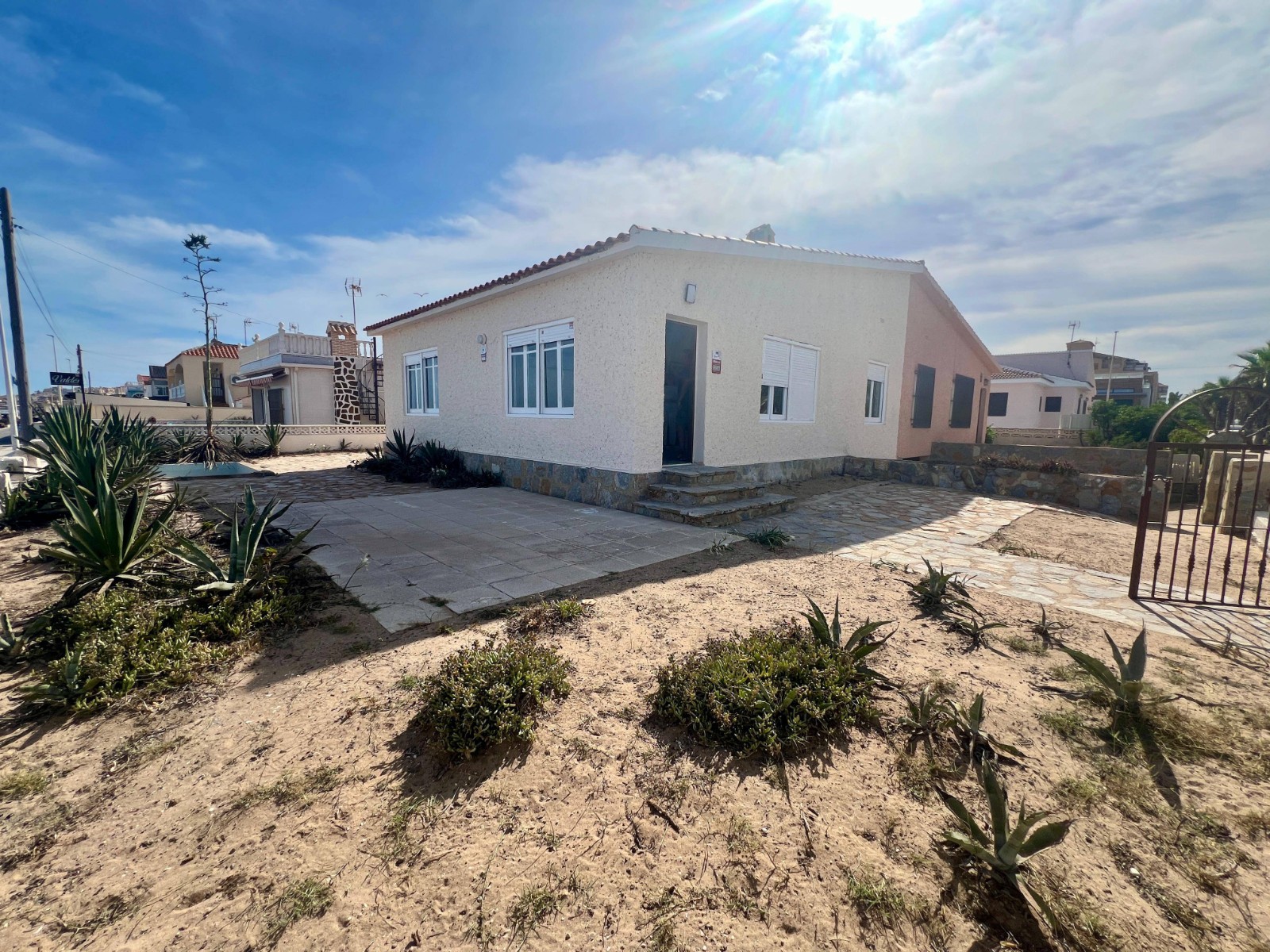 3 Bed, 1 Bath, HouseFor Sale, La Mata, Alicante