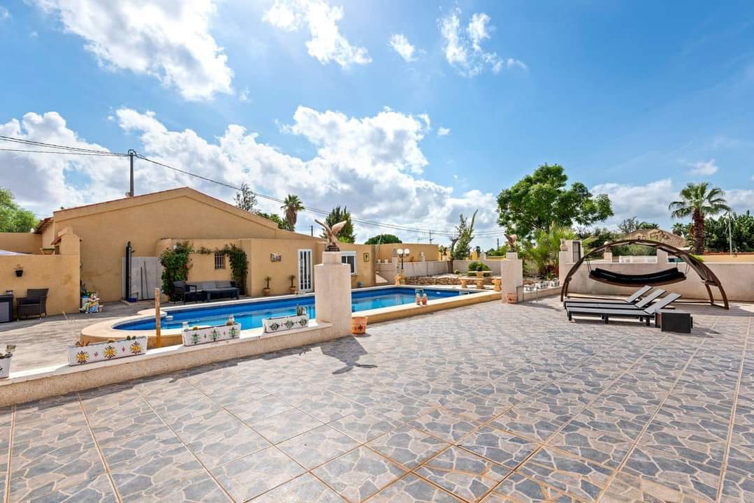3 Bed, 11 Bath, HouseFor Sale, Los Montesinos, Alicante
