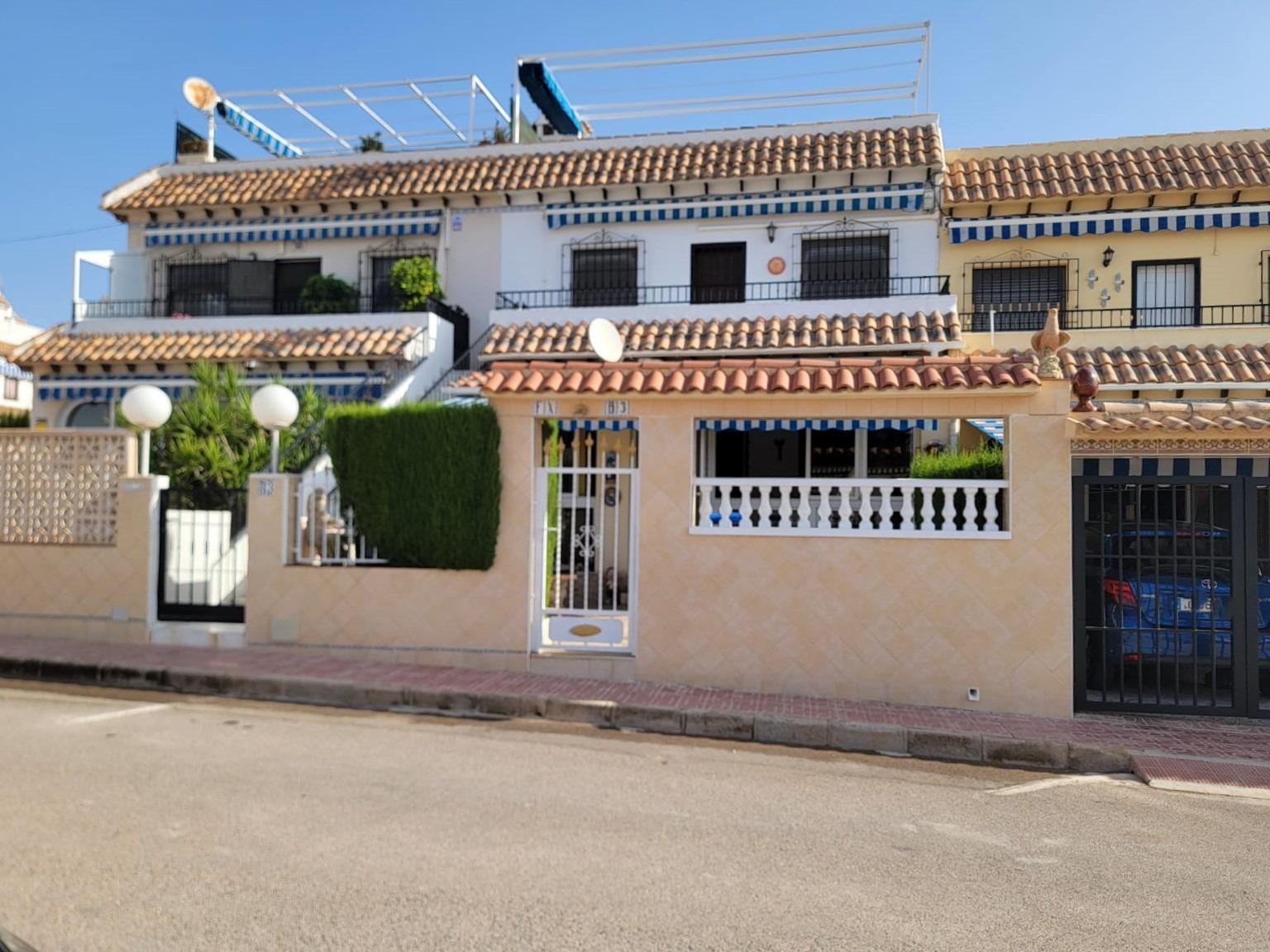 2 Bed, 2 Bath, HouseFor Sale, Torrevieja, Alicante