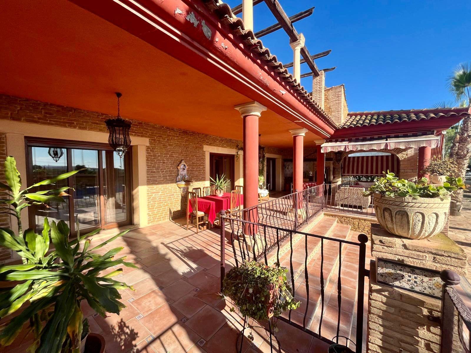 4 Bed, 2 Bath, HouseFor Sale, Rojales, Alicante