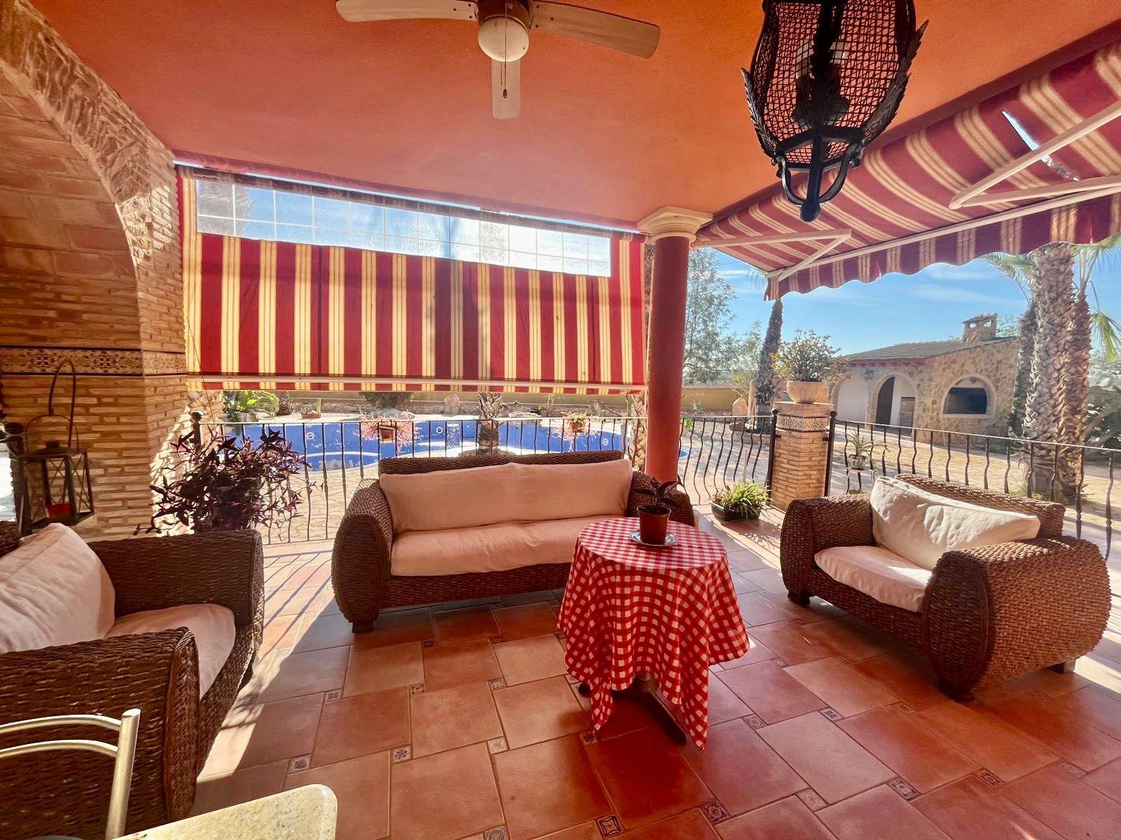 4 Bed, 2 Bath, HouseFor Sale, Rojales, Alicante