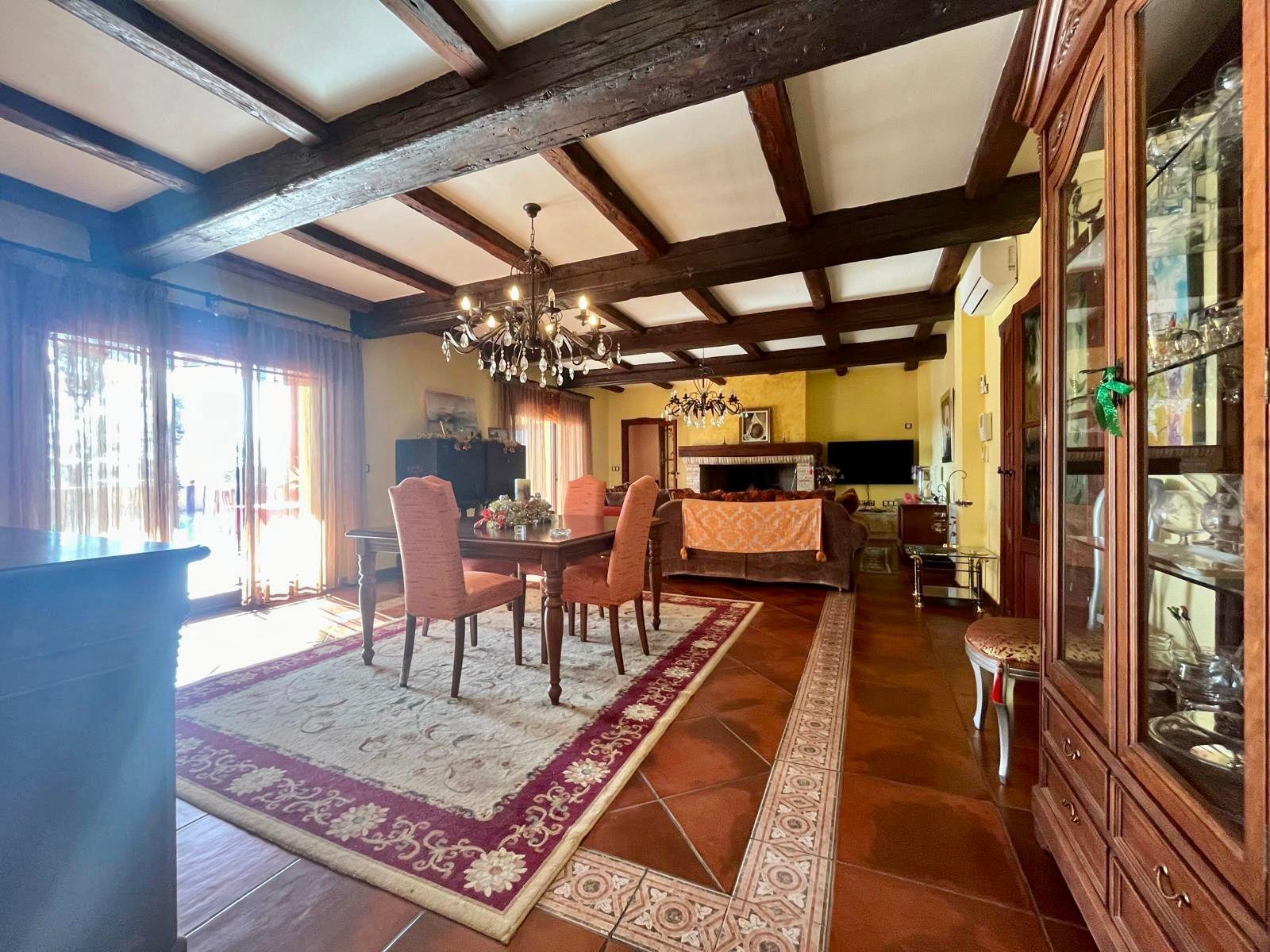 4 Bed, 2 Bath, HouseFor Sale, Rojales, Alicante