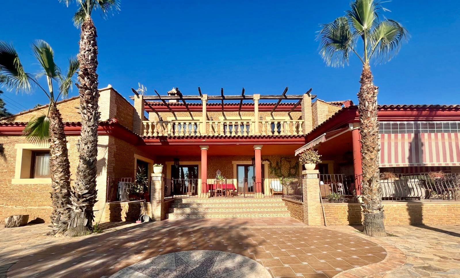 4 Bed, 2 Bath, HouseFor Sale, Rojales, Alicante