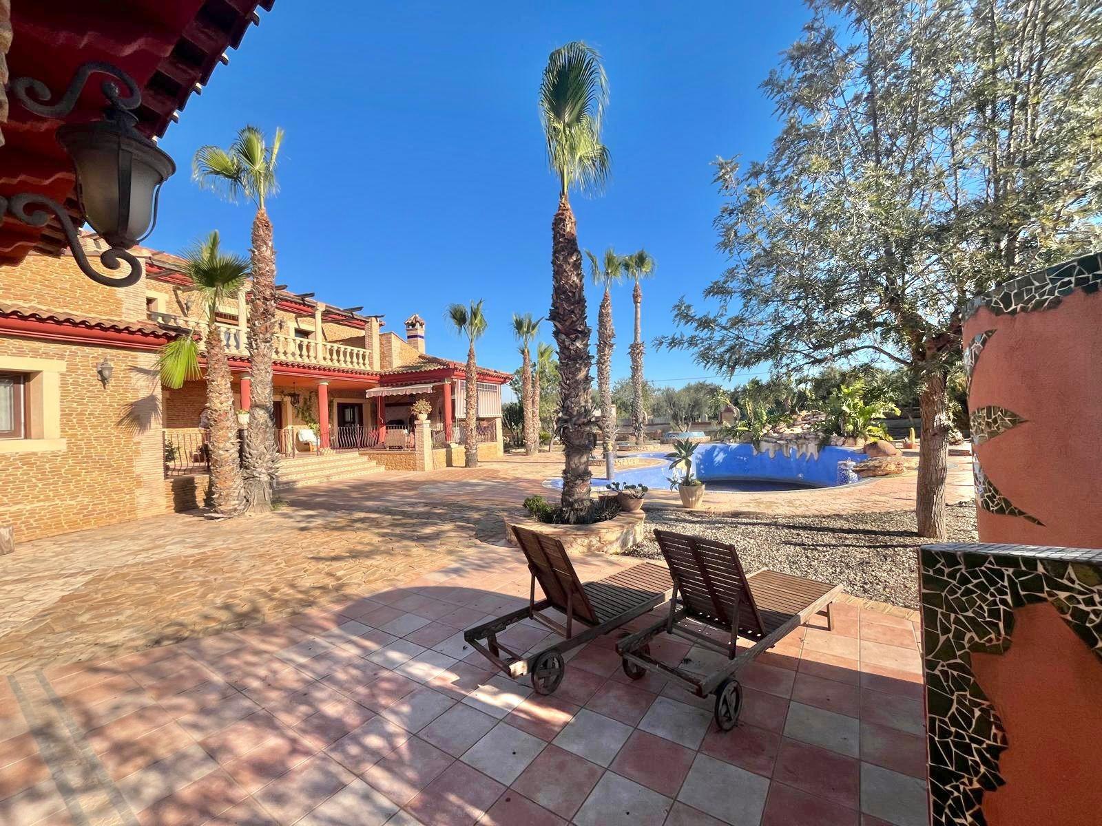 4 Bed, 2 Bath, HouseFor Sale, Rojales, Alicante