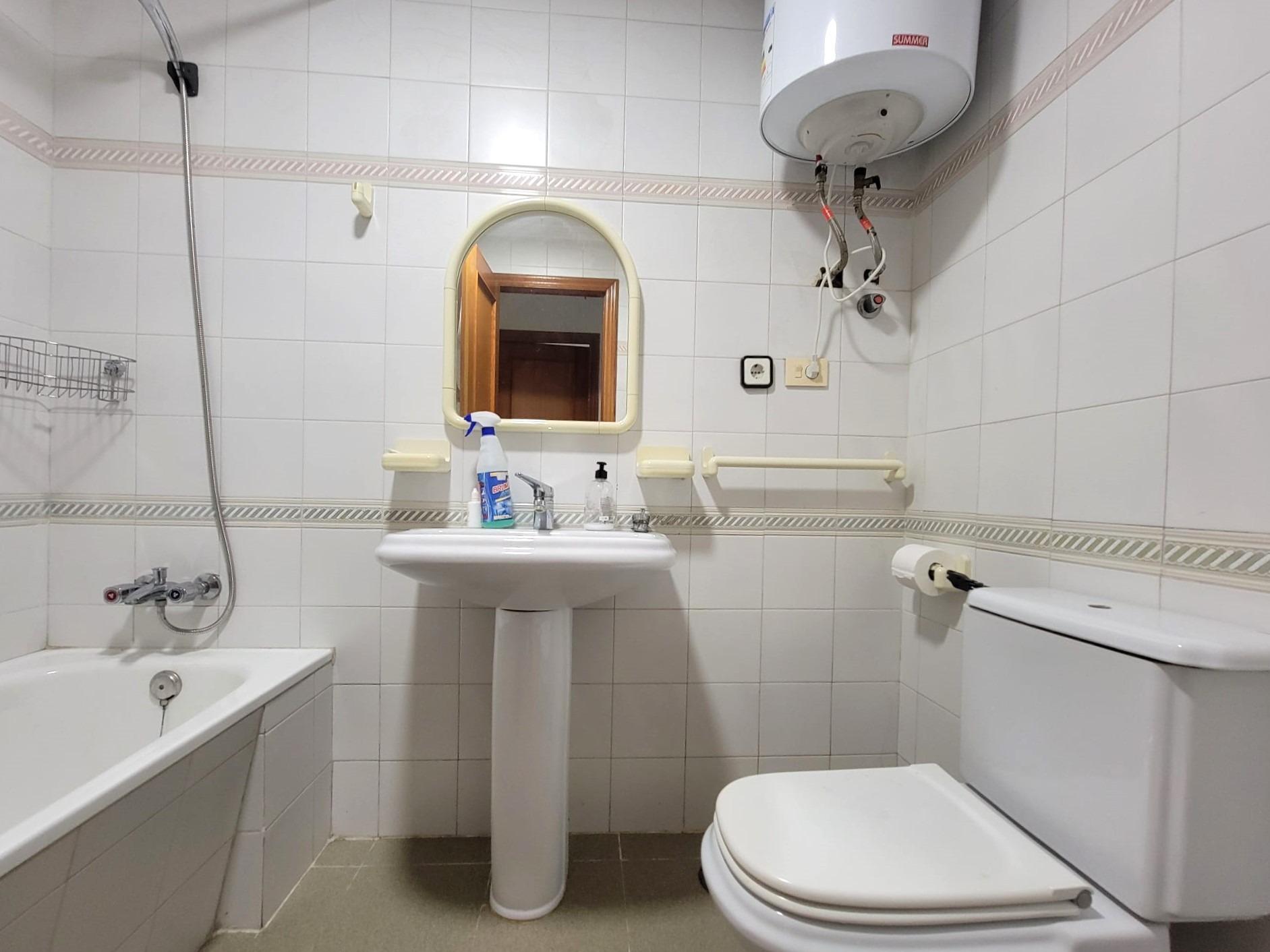 3 Bed, 2 Bath, ApartmentFor Sale, Torrevieja, Alicante