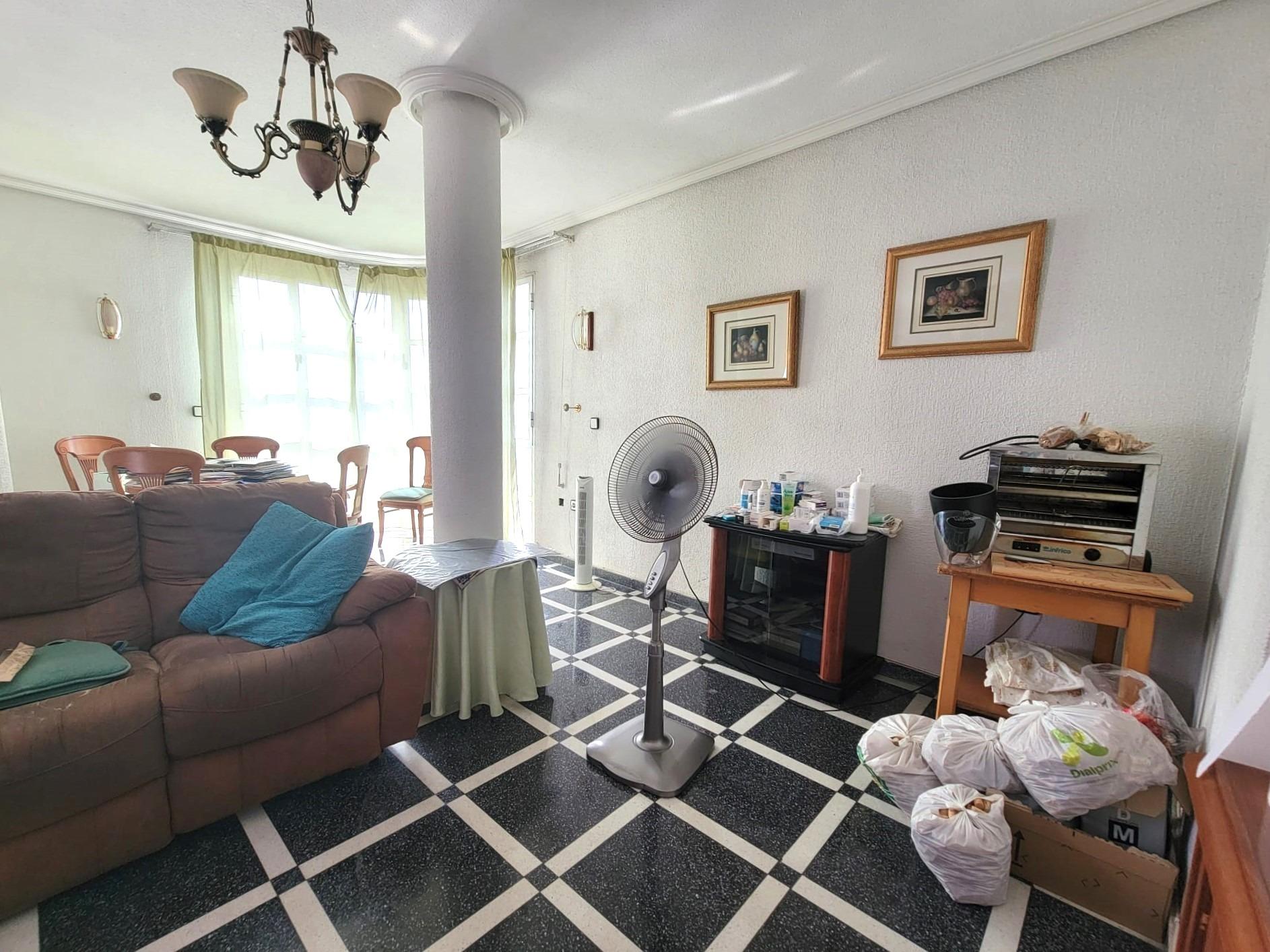 3 Bed, 2 Bath, ApartmentFor Sale, Torrevieja, Alicante