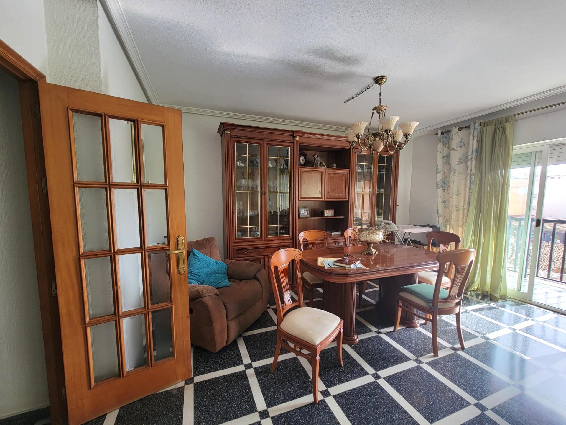 3 Bed, 2 Bath, ApartmentFor Sale, Torrevieja, Alicante