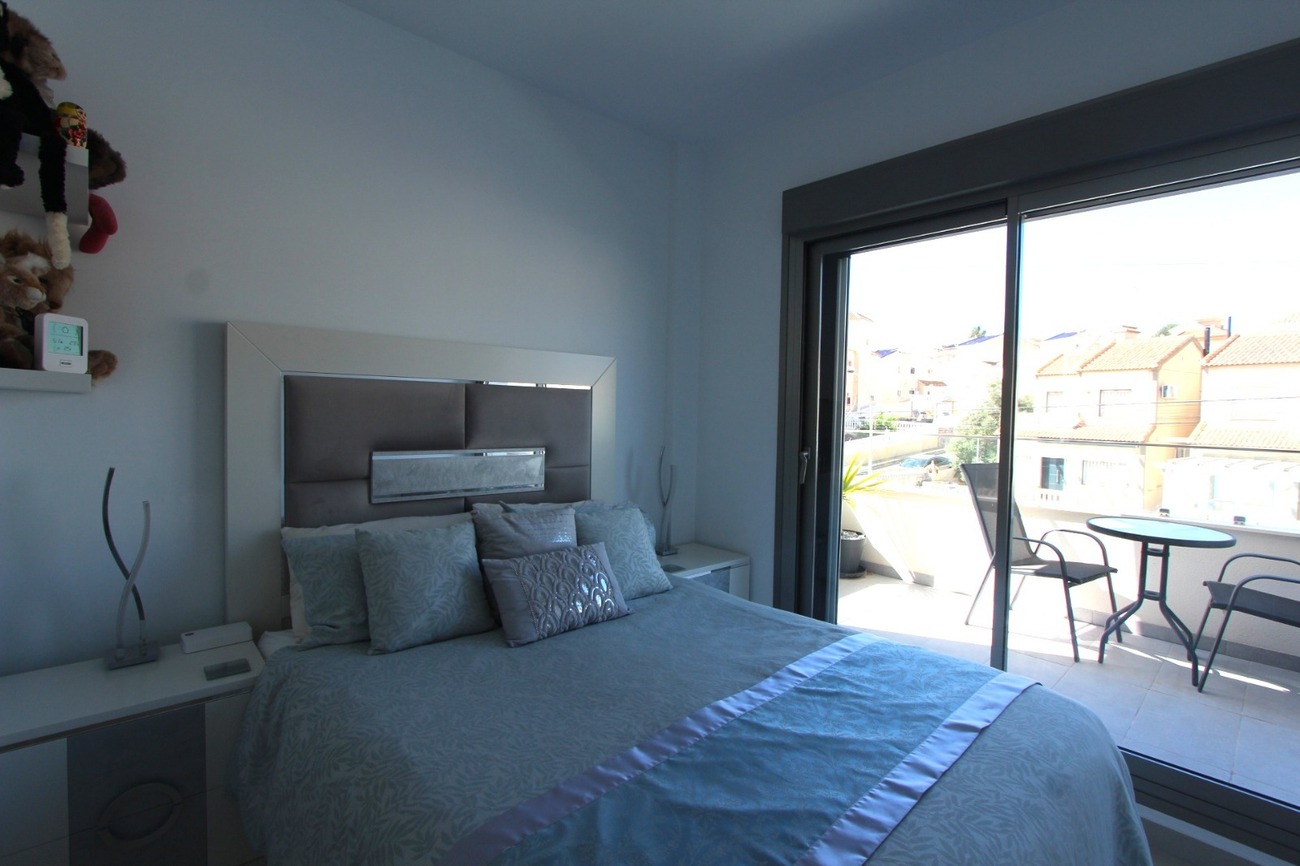 3 Bed, 4 Bath, HouseFor Sale, Villamartin, Alicante