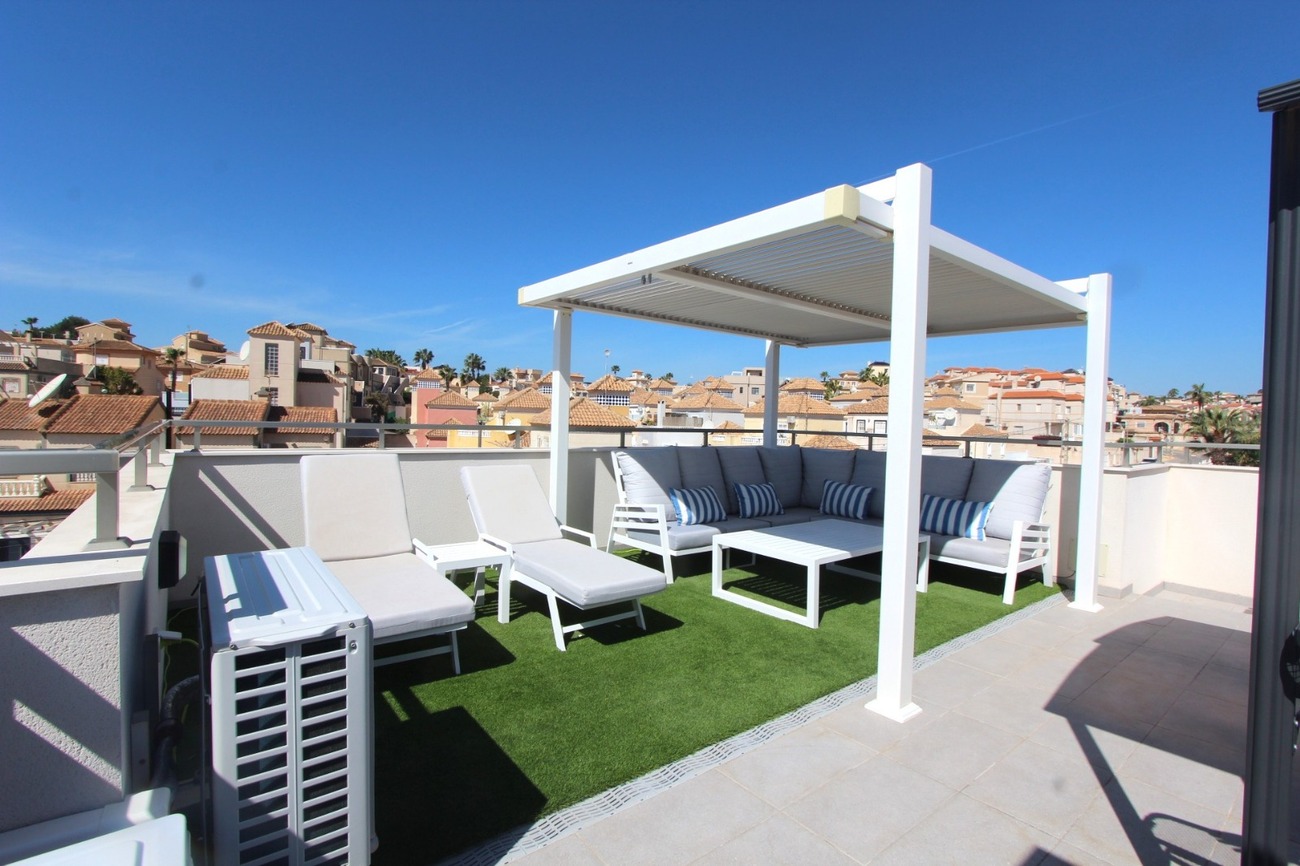 3 Bed, 4 Bath, HouseFor Sale, Villamartin, Alicante