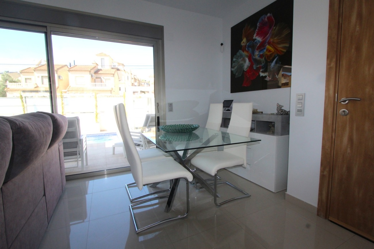 3 Bed, 4 Bath, HouseFor Sale, Villamartin, Alicante