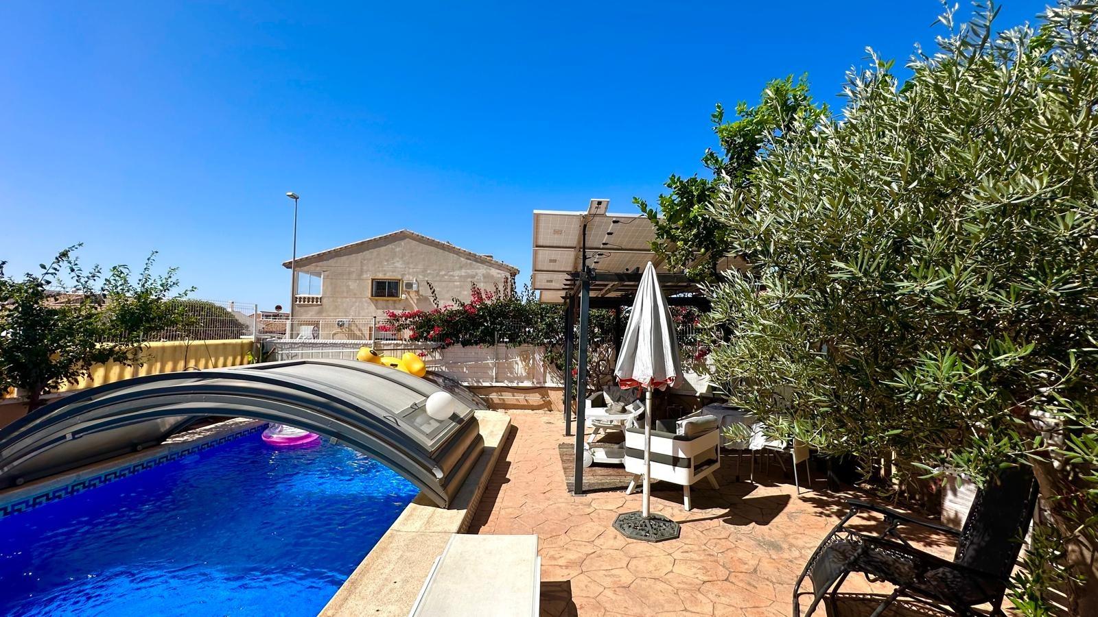 4 Bed, 3 Bath, HouseFor Sale, Orihuela Costa, Alicante