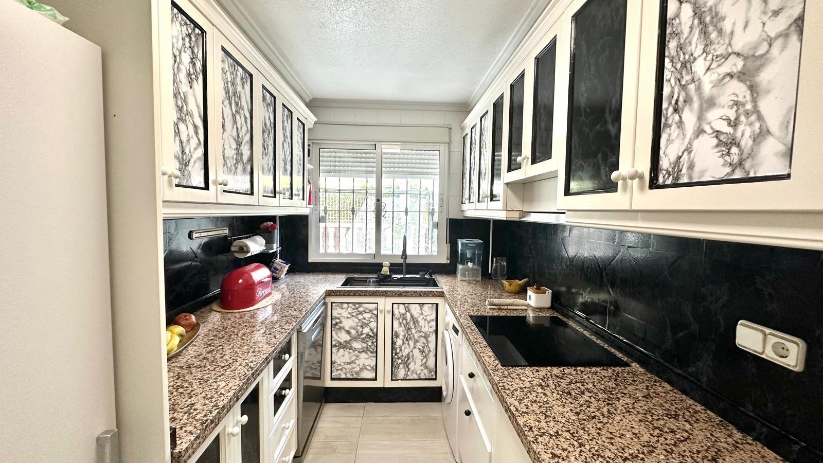 4 Bed, 3 Bath, HouseFor Sale, Orihuela Costa, Alicante