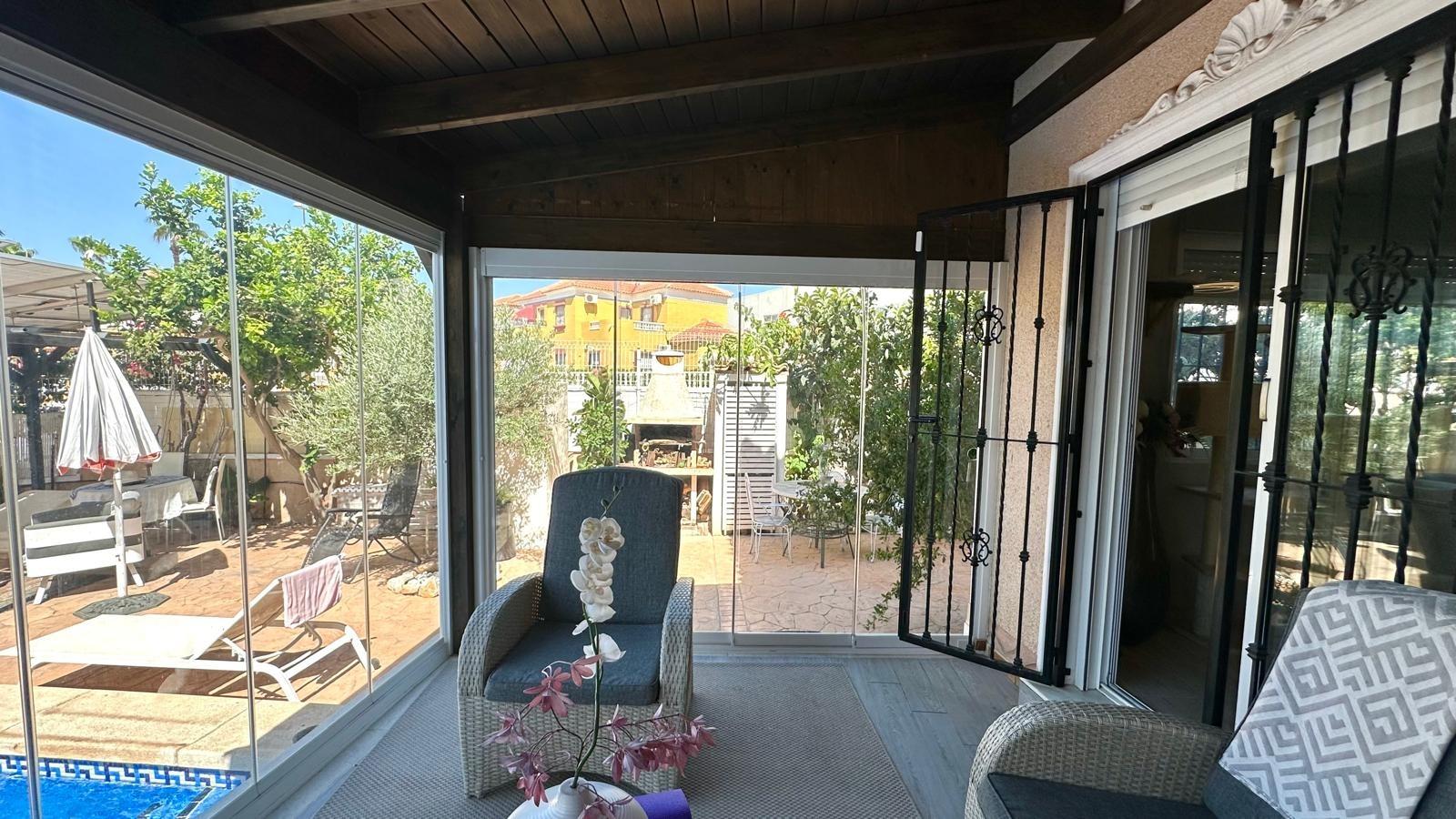 4 Bed, 3 Bath, HouseFor Sale, Orihuela Costa, Alicante