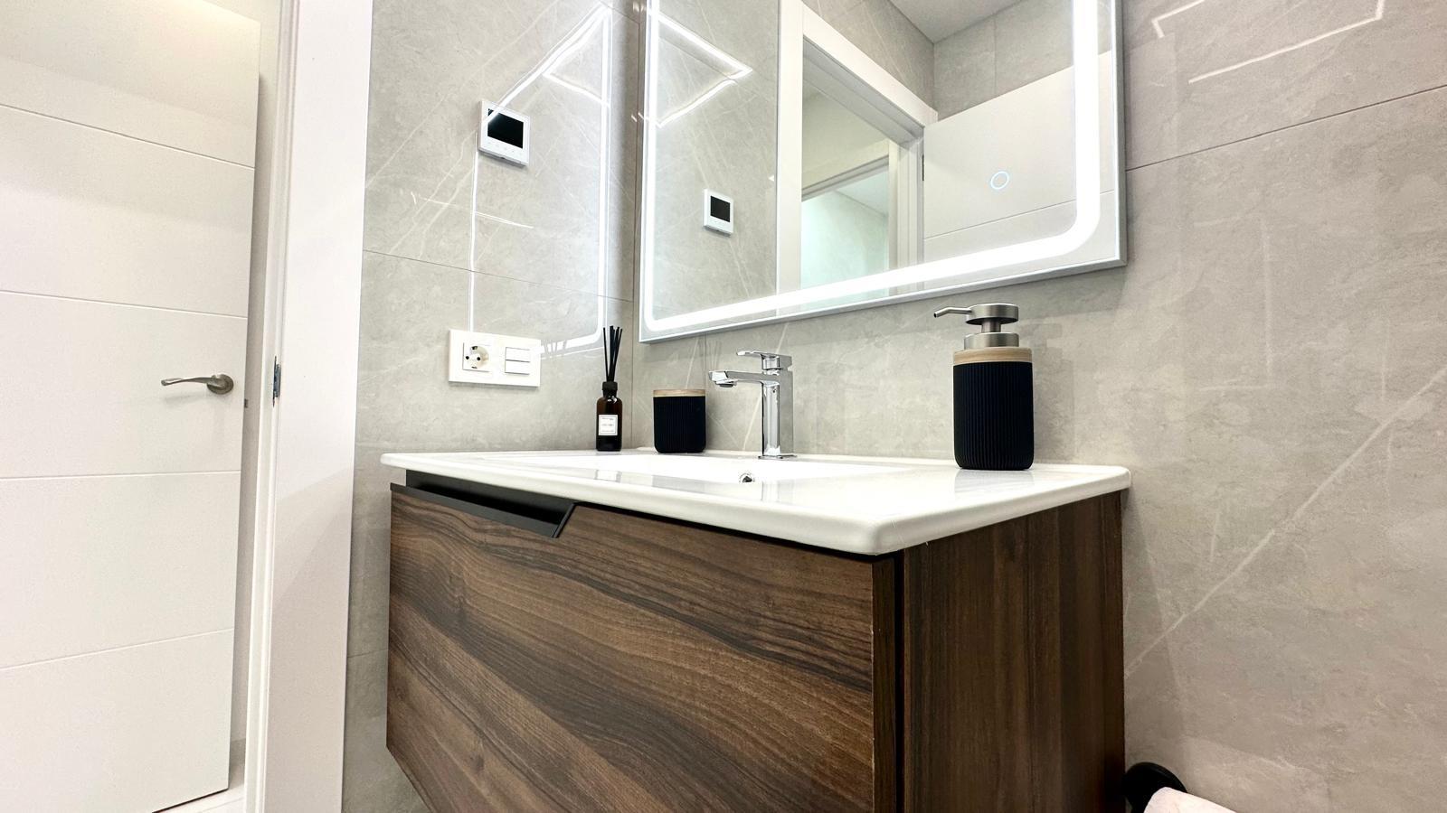 2 Bed, 2 Bath, ApartmentFor Sale, Torrevieja, Alicante