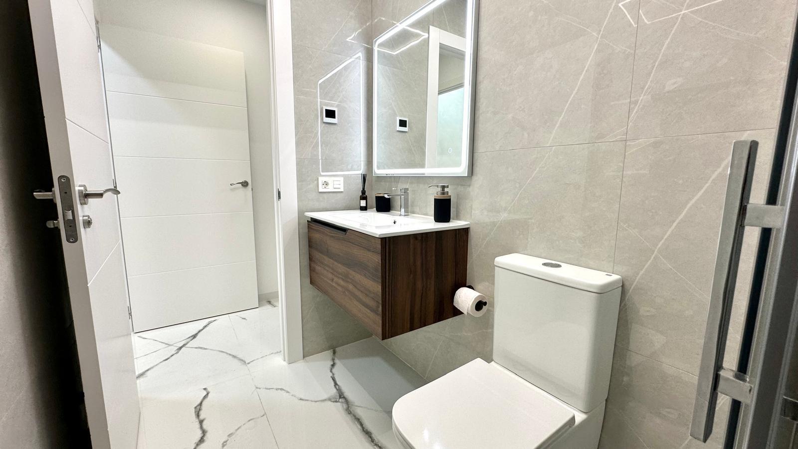 2 Bed, 2 Bath, ApartmentFor Sale, Torrevieja, Alicante