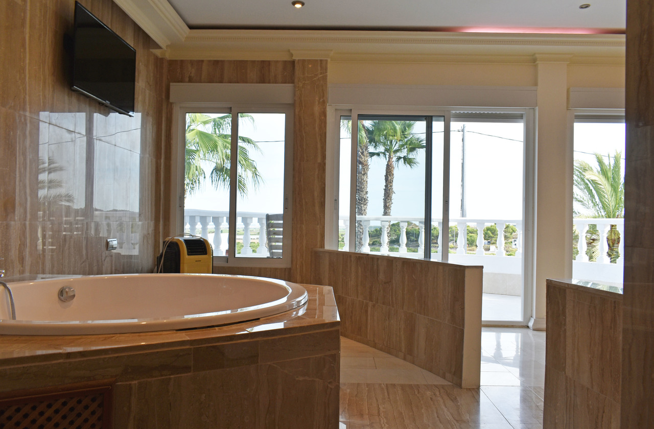 5 Bed, 5 Bath, HouseFor Sale, Torremendo, Alicante