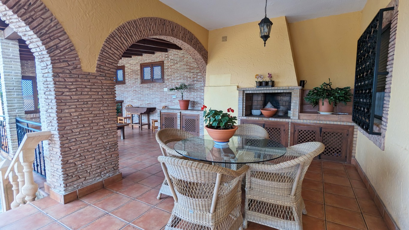 4 Bed, 2 Bath, HouseFor Sale, Bigastro, Alicante