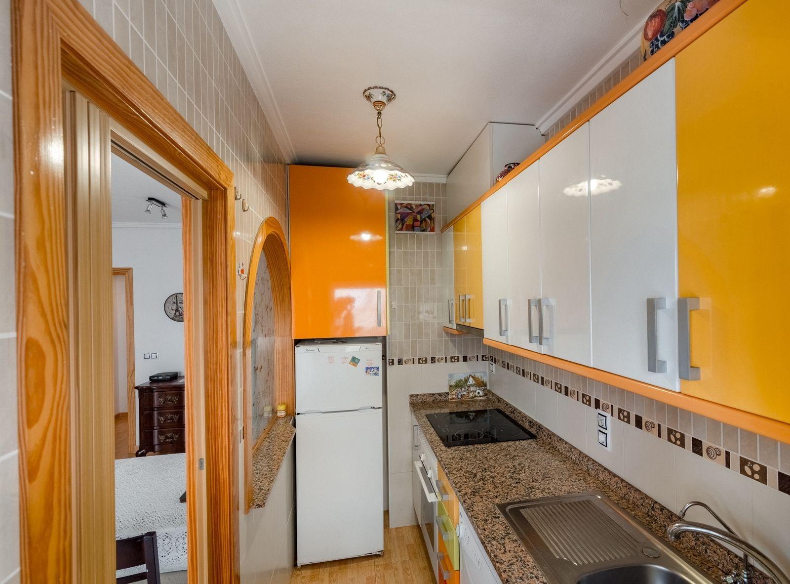 2 Bed, 1 Bath, ApartmentFor Sale, Torrevieja, Alicante