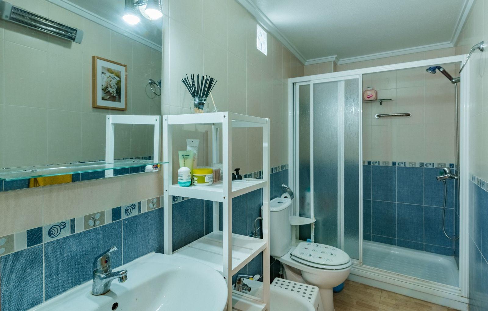 2 Bed, 1 Bath, ApartmentFor Sale, Torrevieja, Alicante