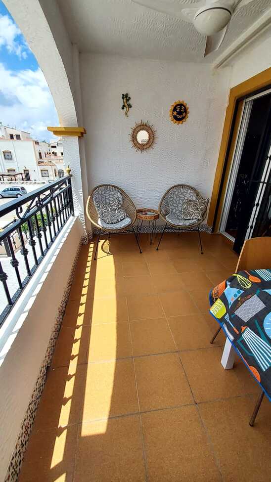 2 Bed, 1 Bath, ApartmentFor Sale, Vistabella Golf Entre Naranjos, Alicante