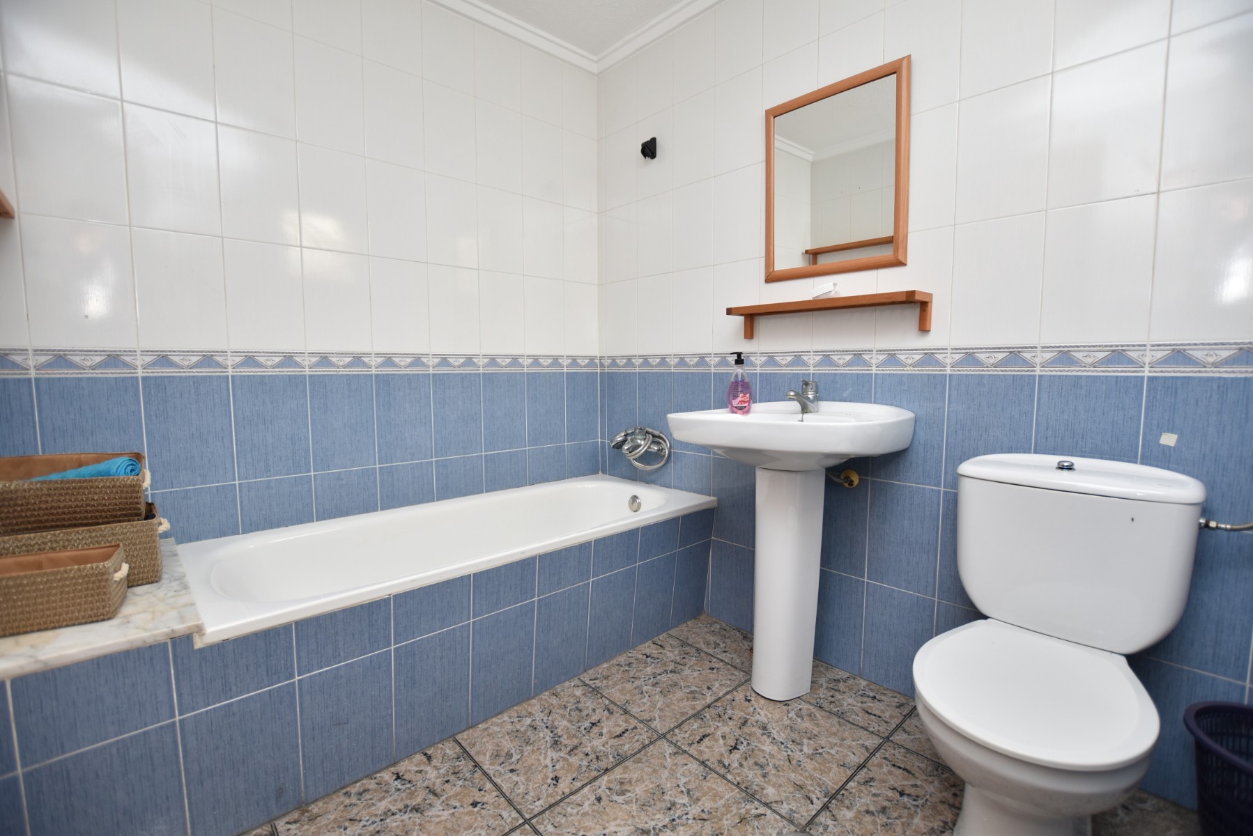 3 Bed, 2 Bath, ApartmentFor Sale, Rojales, Alicante