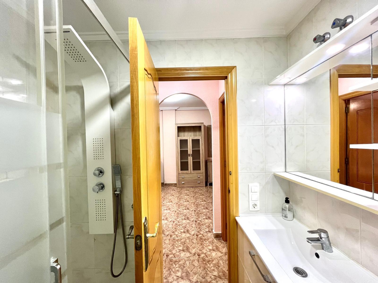 2 Bed, 1 Bath, ApartmentFor Sale, Torrevieja, Alicante 2 Bed, 1 Bath, ApartmentFor Sale, Torrevieja, Alicante