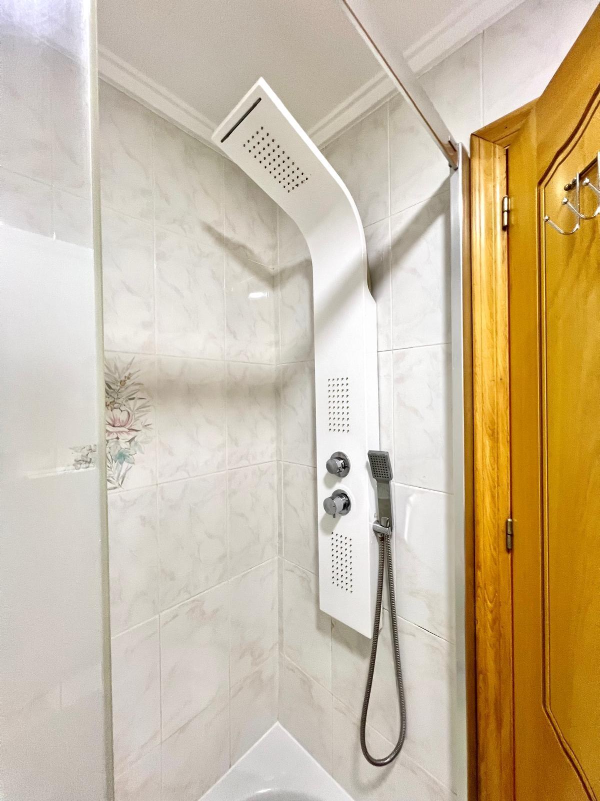 2 Bed, 1 Bath, ApartmentFor Sale, Torrevieja, Alicante 2 Bed, 1 Bath, ApartmentFor Sale, Torrevieja, Alicante