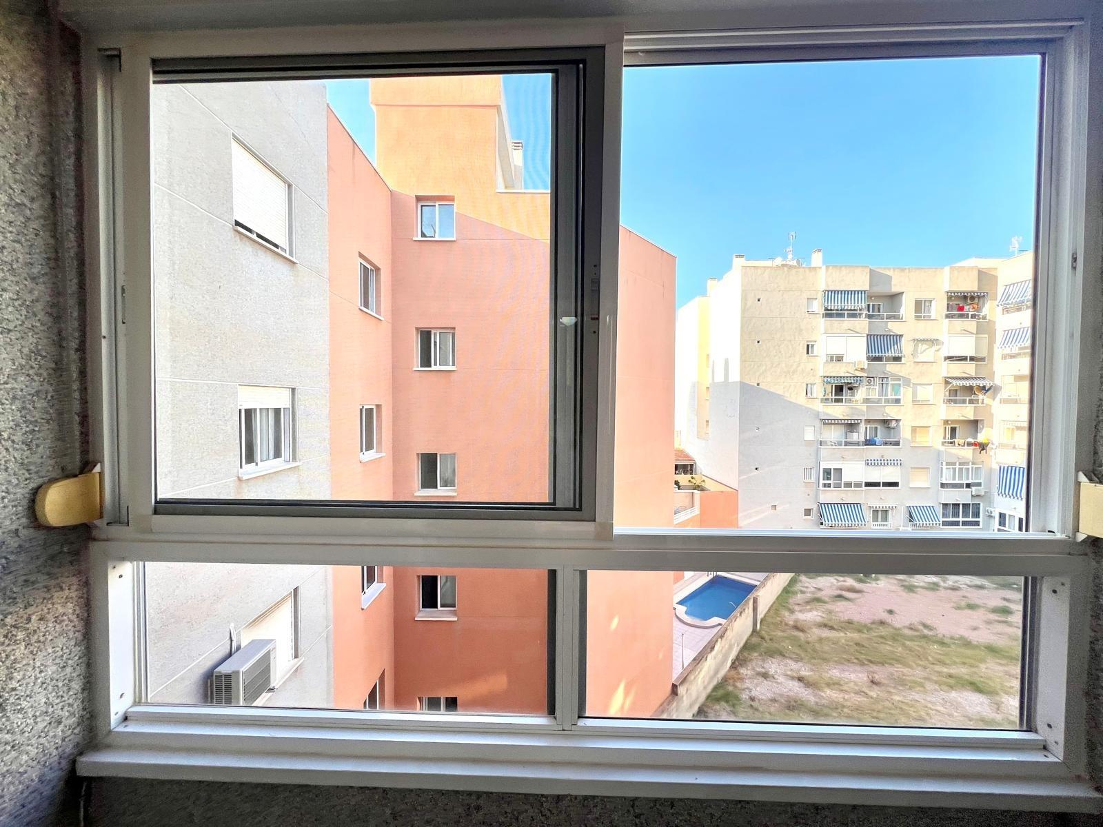 2 Bed, 1 Bath, ApartmentFor Sale, Torrevieja, Alicante 2 Bed, 1 Bath, ApartmentFor Sale, Torrevieja, Alicante