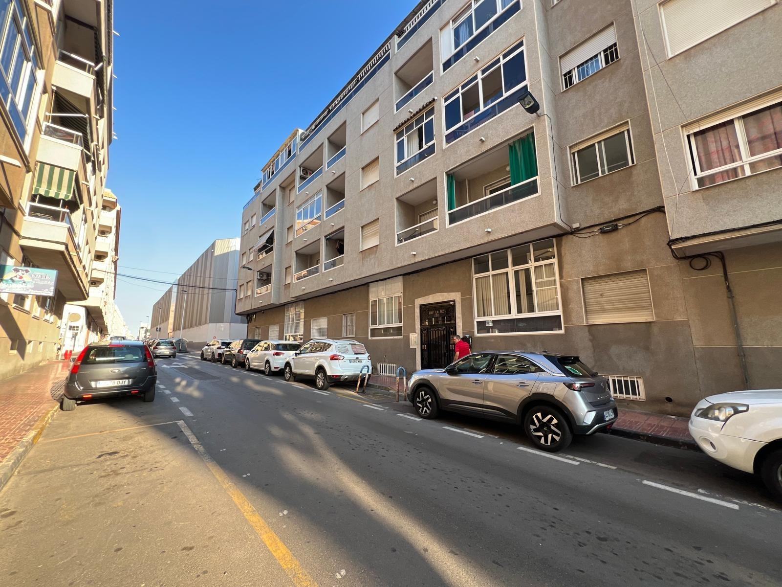 2 Bed, 1 Bath, ApartmentFor Sale, Torrevieja, Alicante 2 Bed, 1 Bath, ApartmentFor Sale, Torrevieja, Alicante