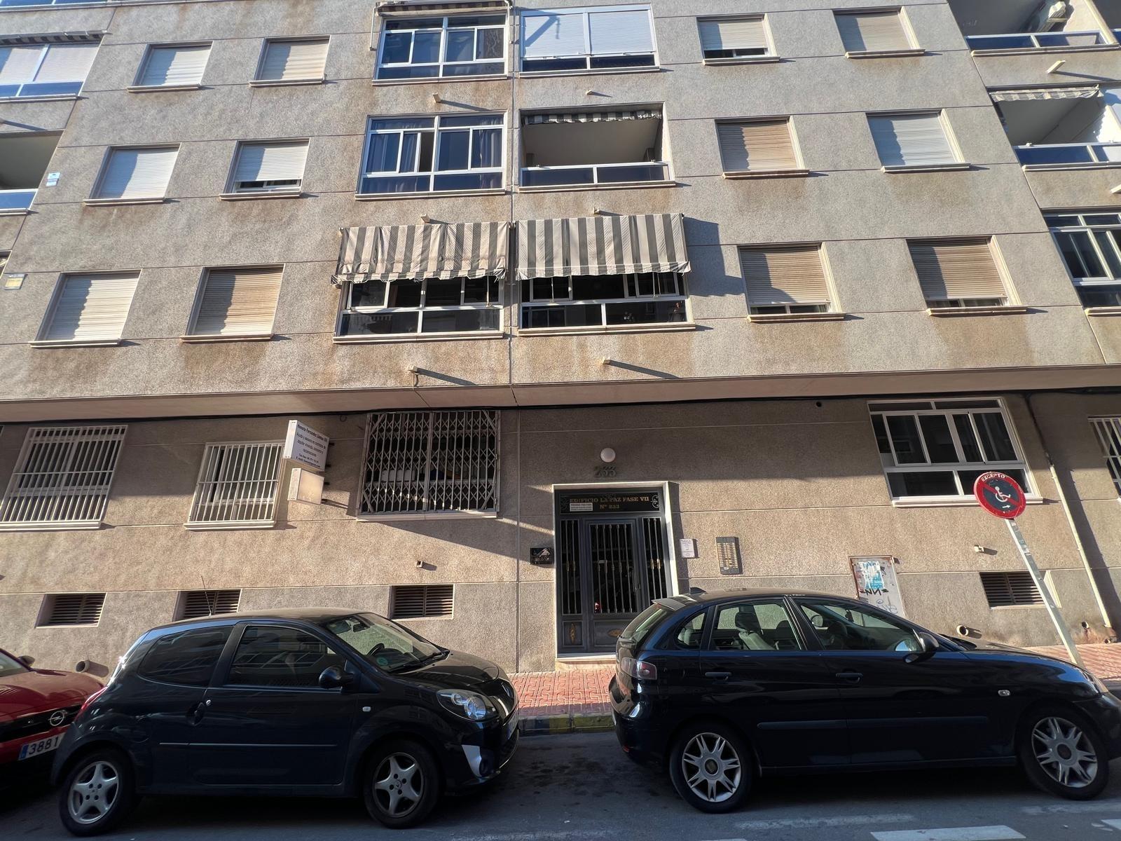 2 Bed, 1 Bath, ApartmentFor Sale, Torrevieja, Alicante 2 Bed, 1 Bath, ApartmentFor Sale, Torrevieja, Alicante