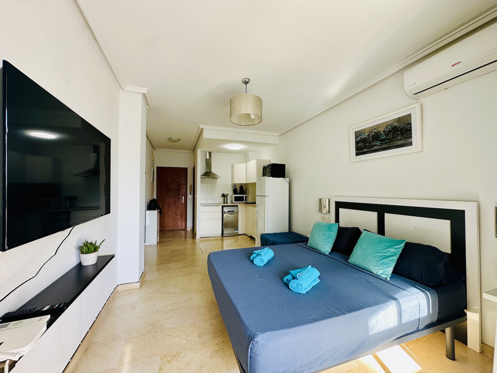 1 Bath, ApartmentFor Sale, Torrevieja, Alicante