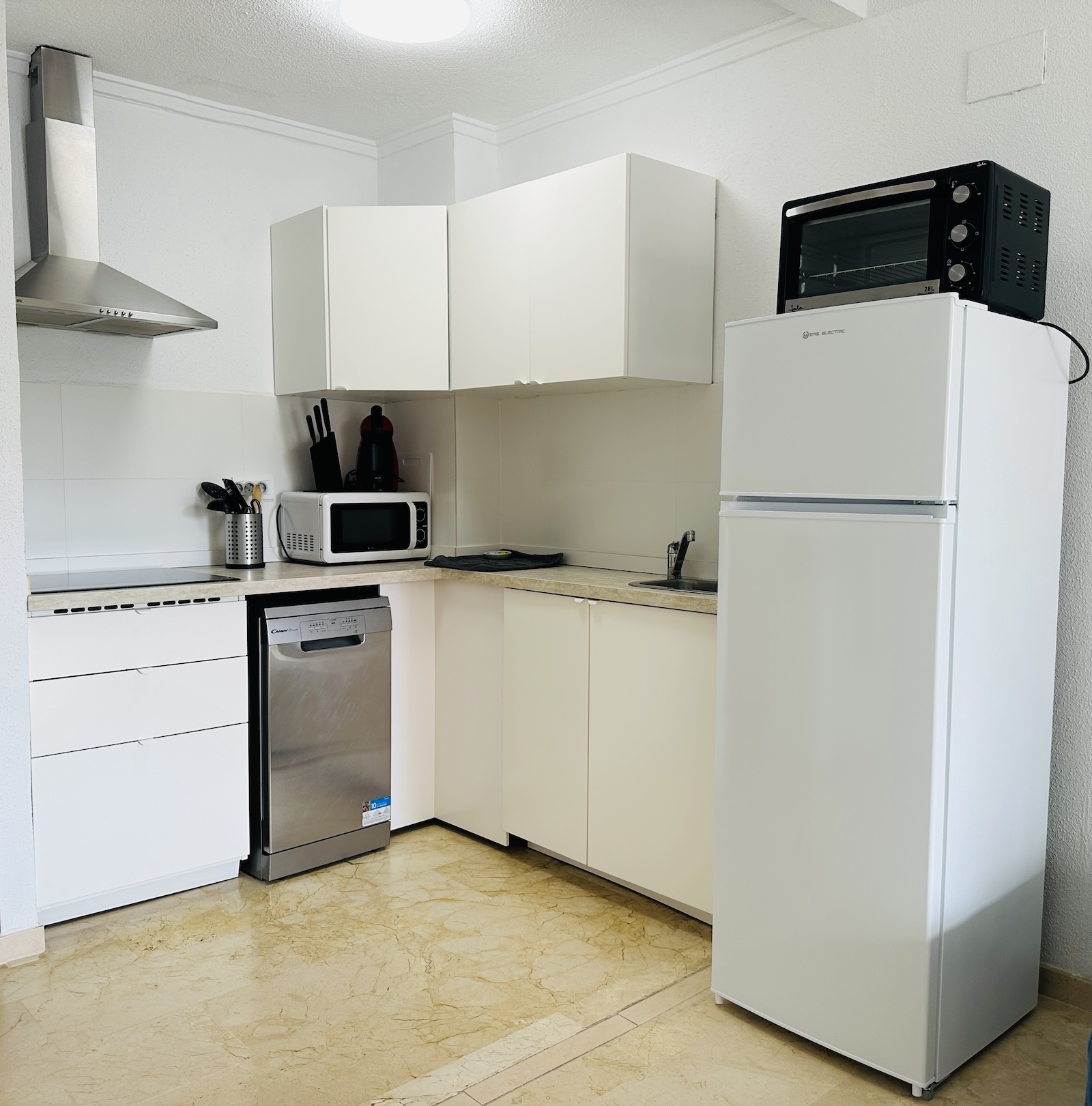 1 Bath, ApartmentFor Sale, Torrevieja, Alicante