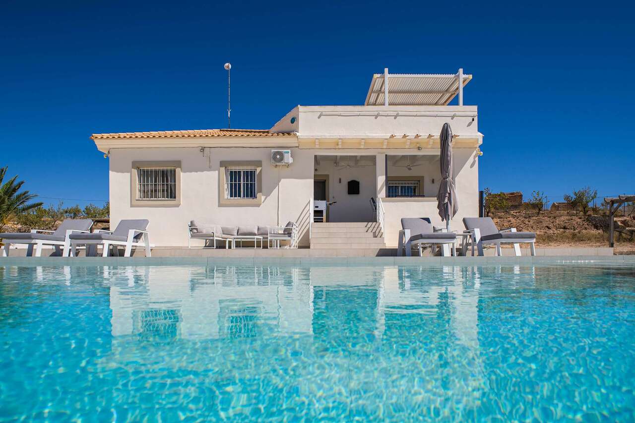 3 Bed, 2 Bath, HouseFor Sale, Pinoso, Alicante 3 Bed, 2 Bath, HouseFor Sale, Pinoso, Alicante